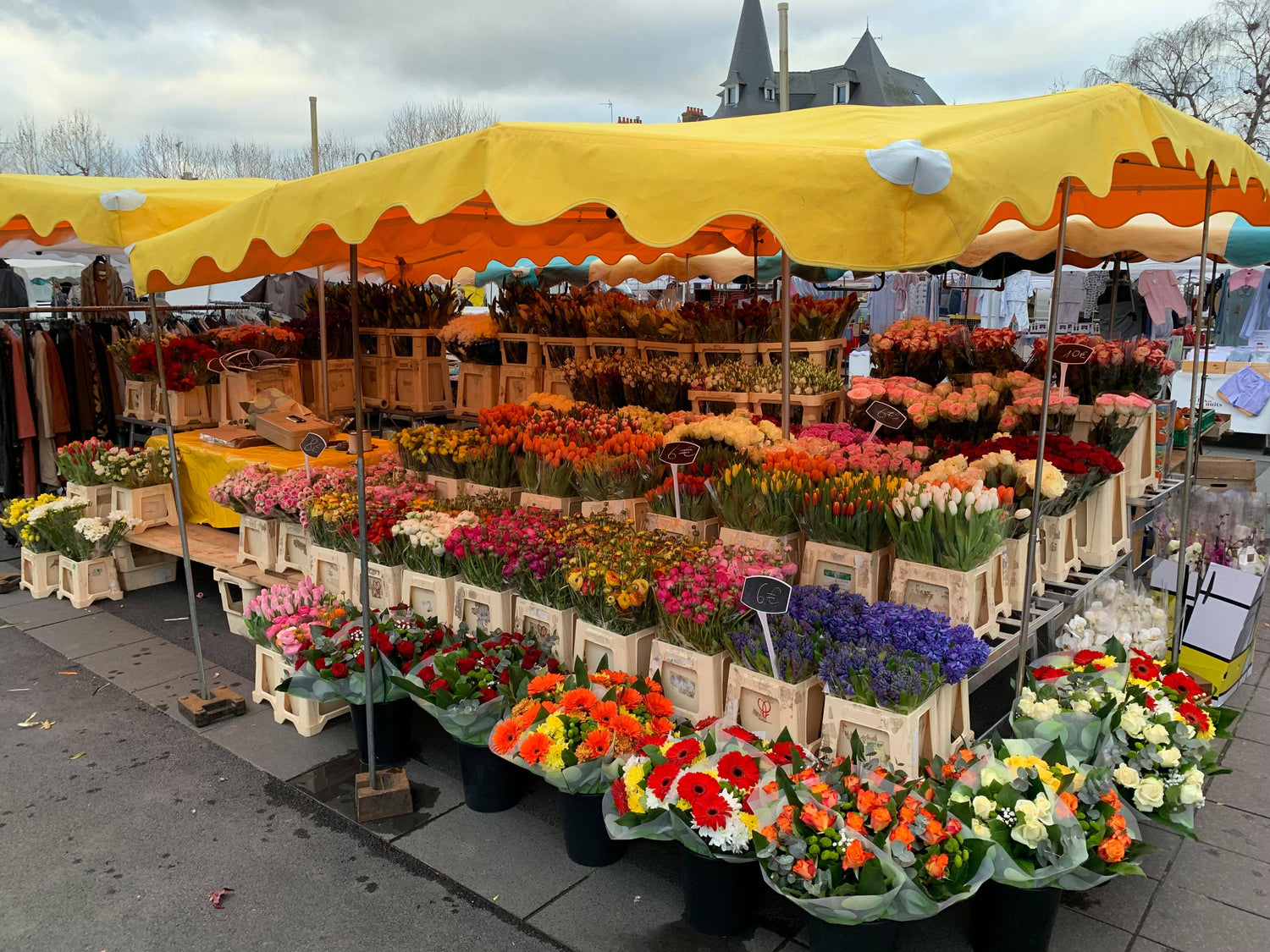 Marché aux Fleurs Fraîches